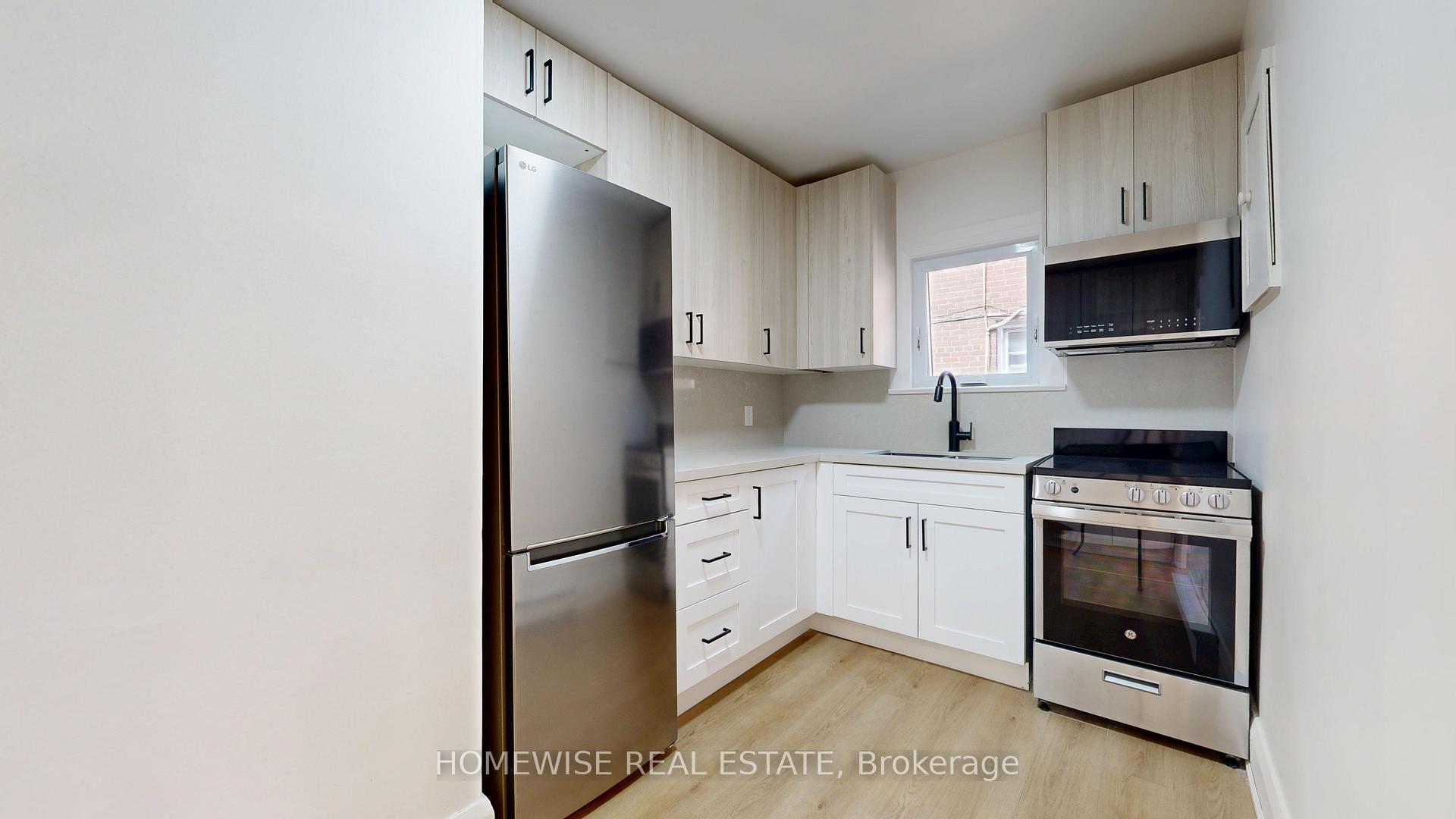 1214 Avenue Road 1, Toronto C04, ON M5N 2G4 — Toronto C04, Ontario