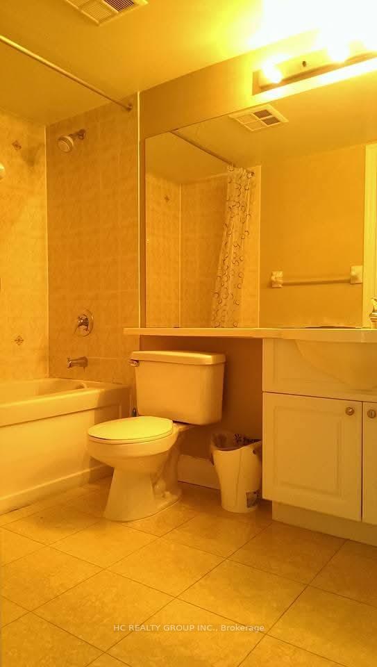 188 Doris Avenue 1003, Toronto C14 — photo 3 of 5