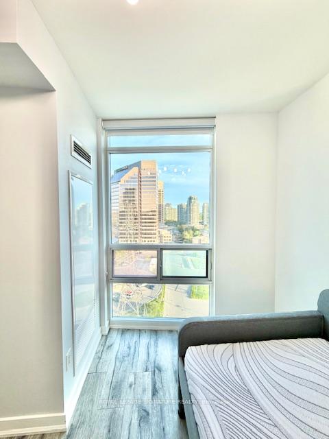 5740 Yonge Street 1401, Toronto C07 — photo 5 of 5