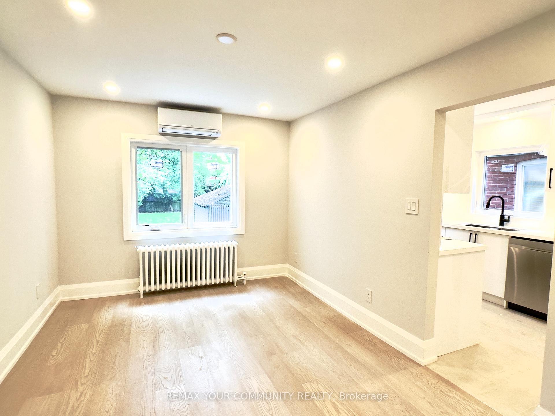 351 Fairlawn Avenue, Toronto C04 — photo 4 of 5