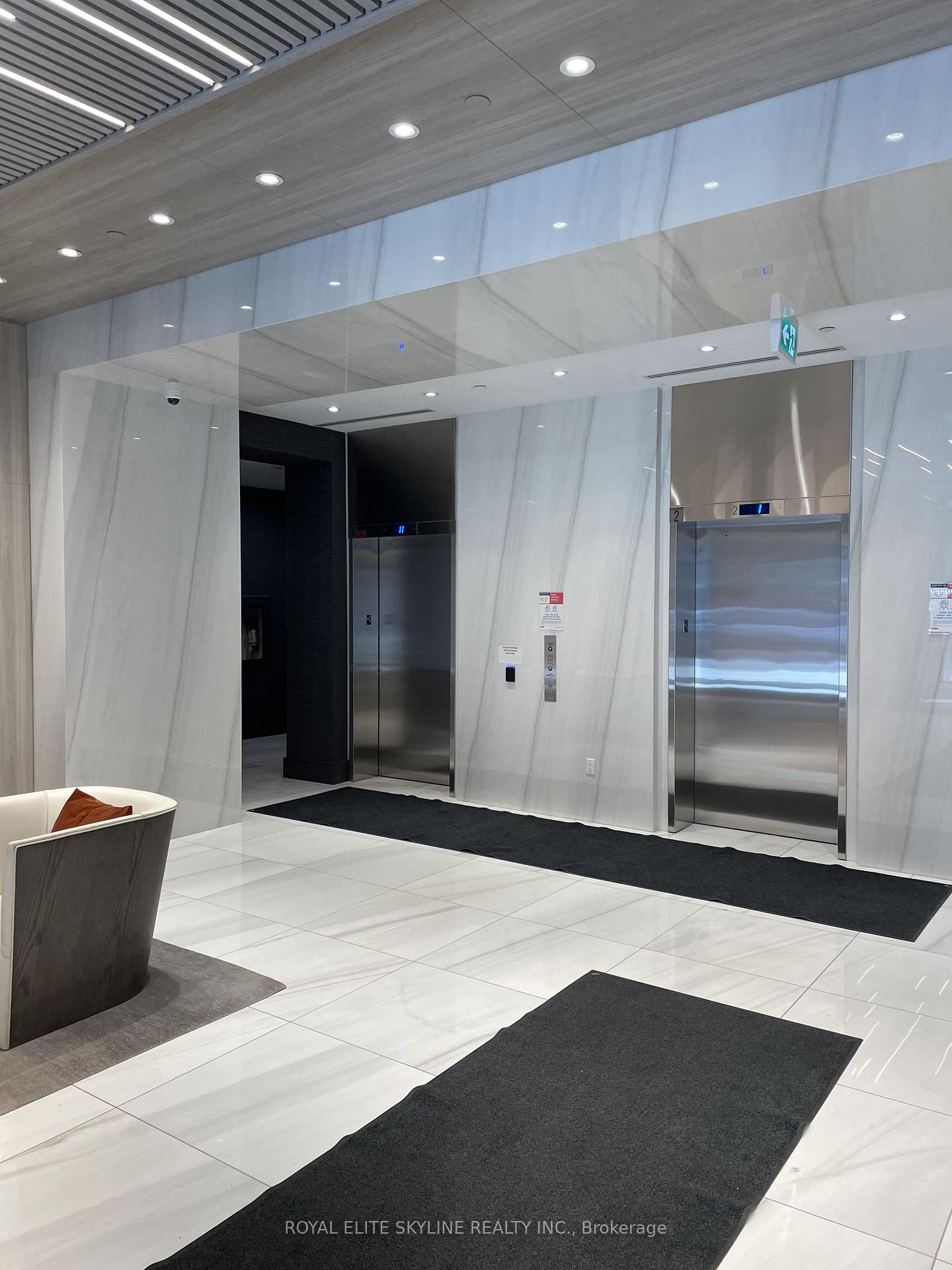 75 Canterbury Place 1907, Toronto C07 — photo 3 of 5