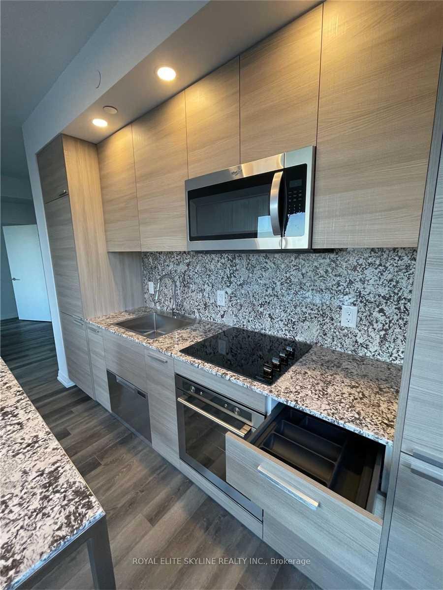 75 Canterbury Place 1907, Toronto C07 — photo 5 of 5