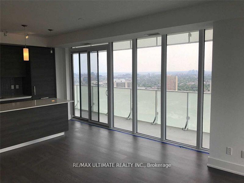 200 Bloor Street W 2806, Toronto C02 — photo 3 of 5