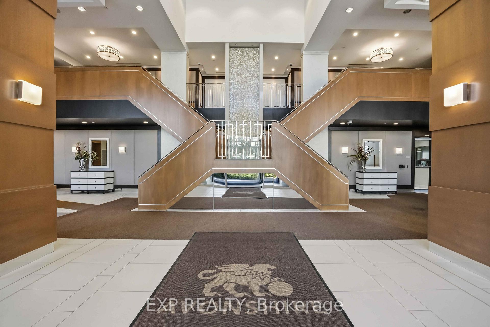 100 Harrison Garden Boulevard 606, Toronto C14 — photo 4 of 5