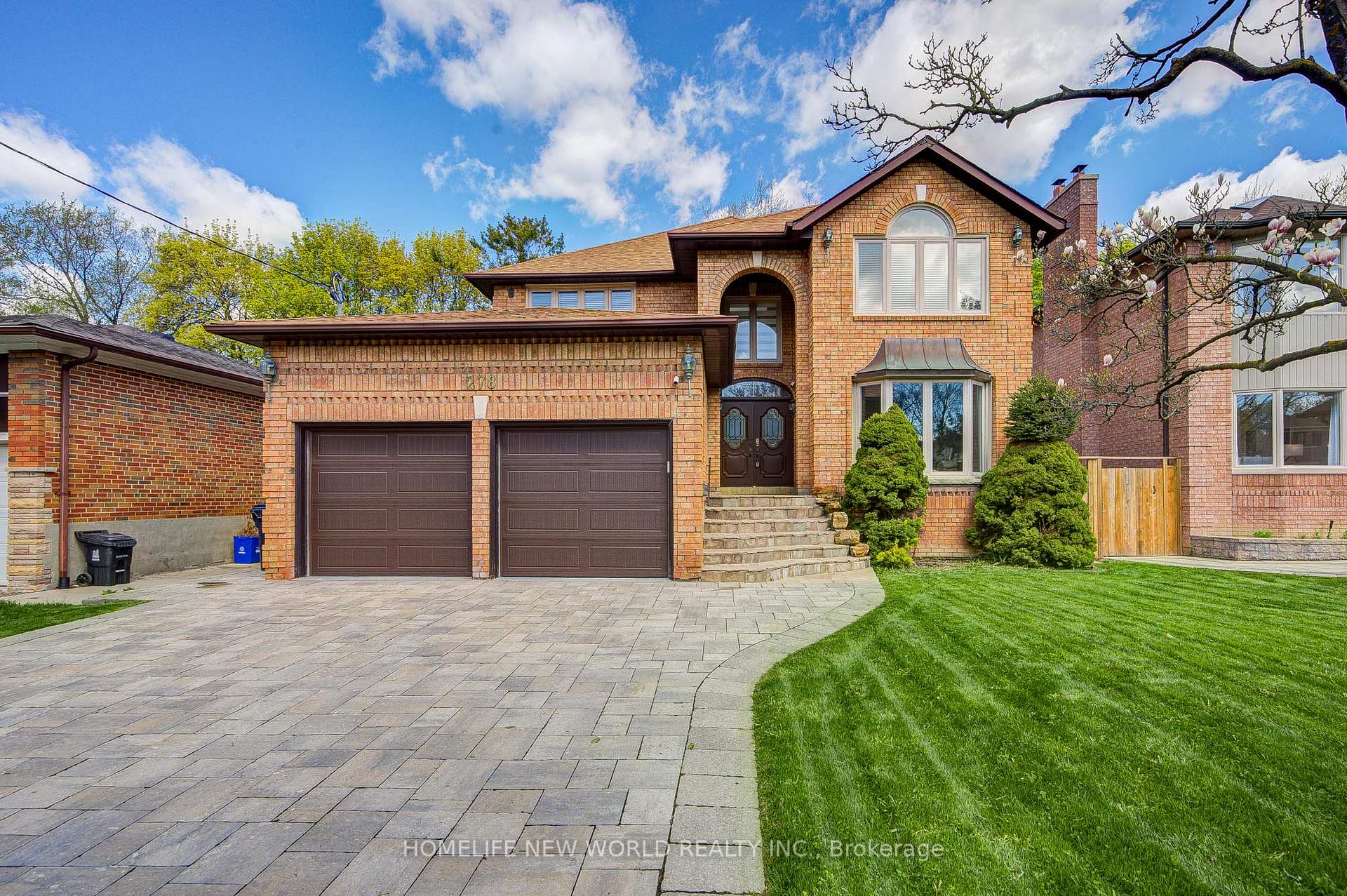 278 Kingsdale Avenue, Toronto C14 — photo 2 of 5