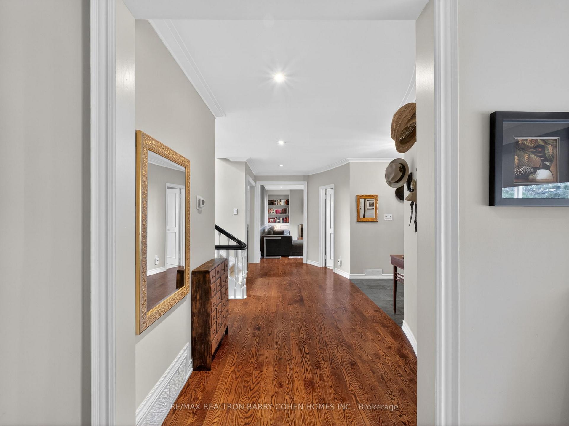 19 Saintfield Avenue, Toronto C12 — photo 4 of 5