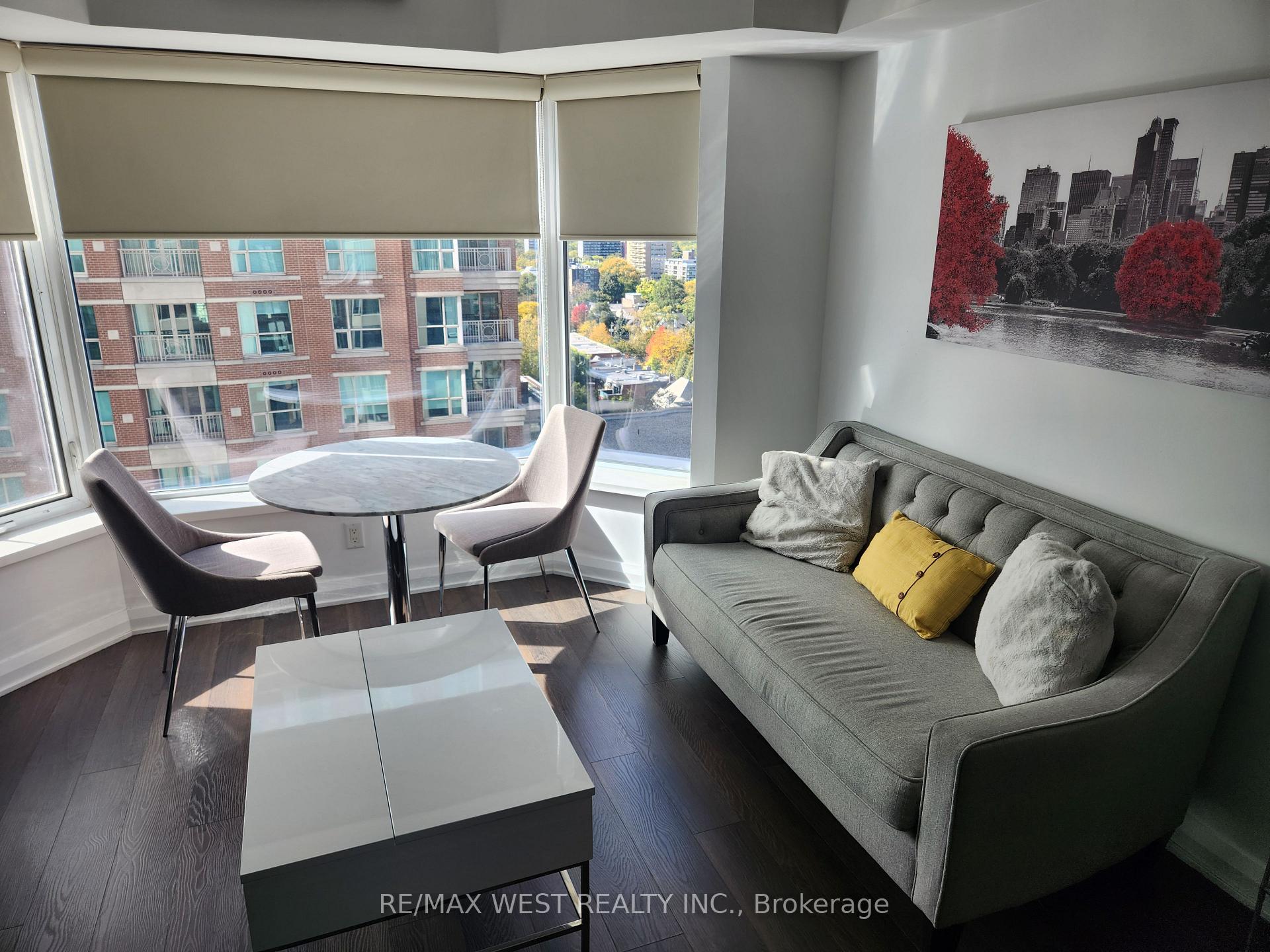 155 Yorkville Avenue 1616, Toronto C02 — photo 2 of 5