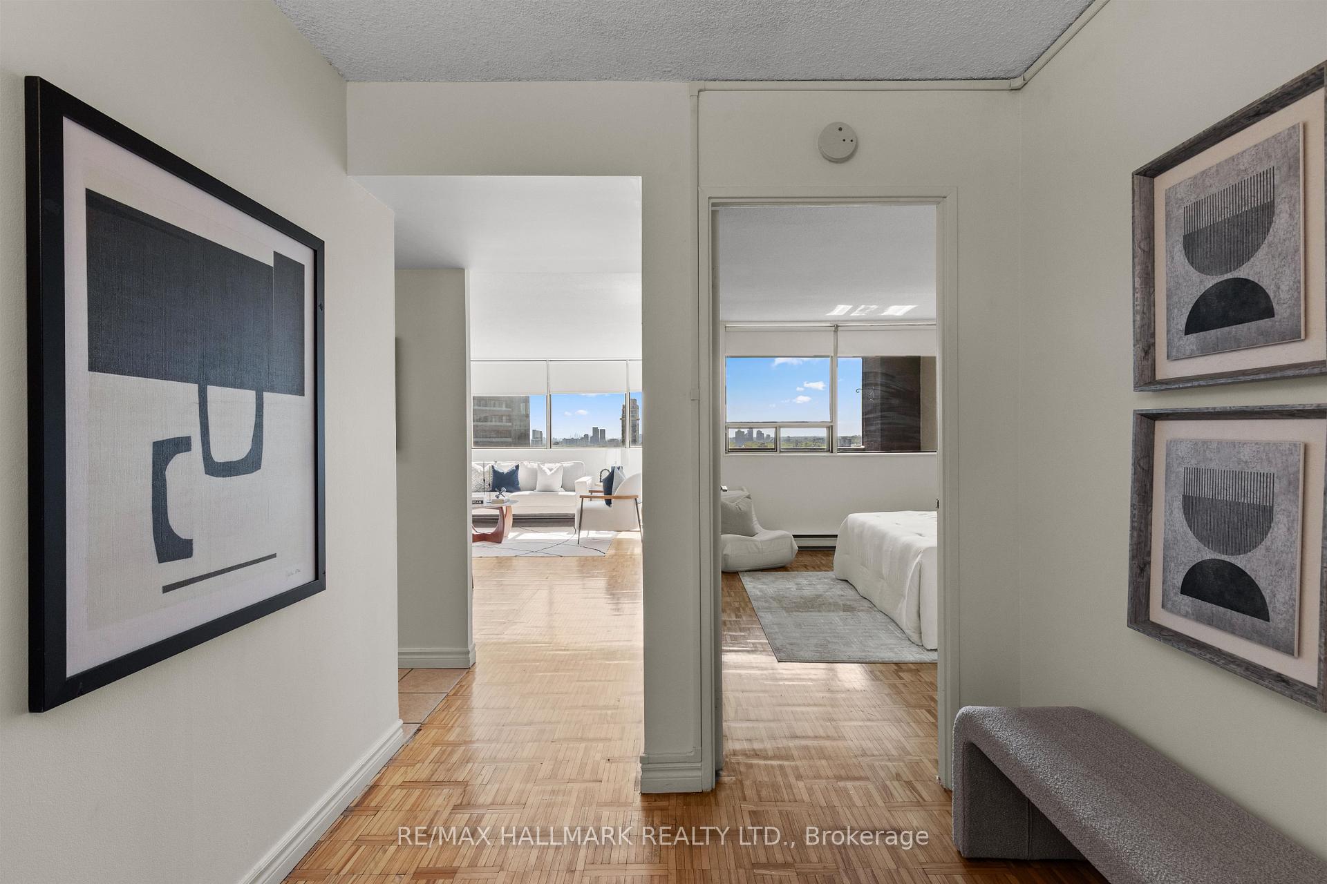 914 Yonge Street 1506, Toronto C02 — photo 4 of 5