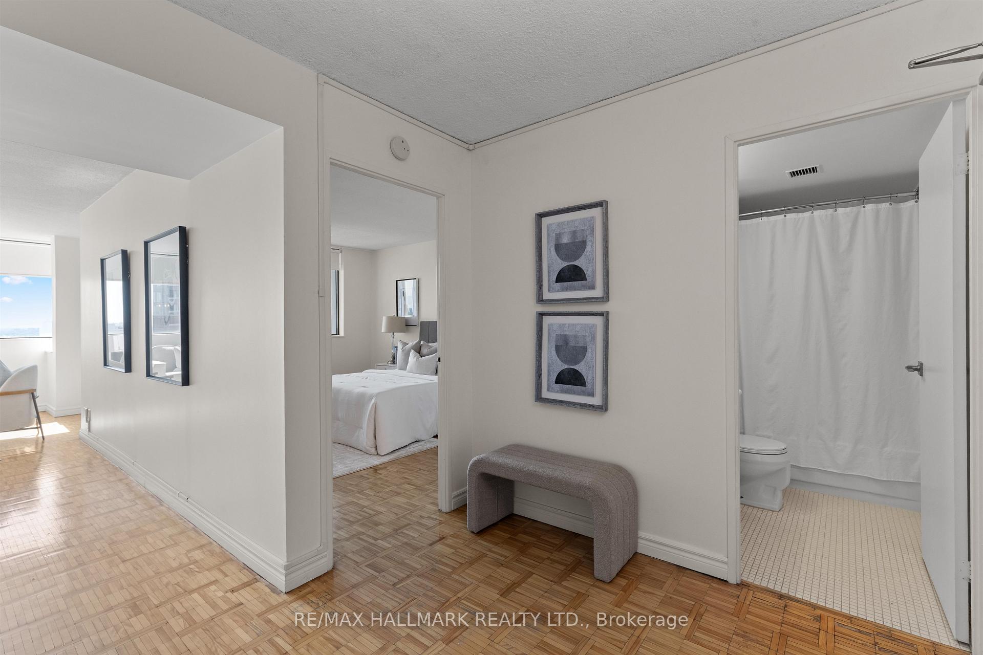 914 Yonge Street 1506, Toronto C02 — photo 5 of 5