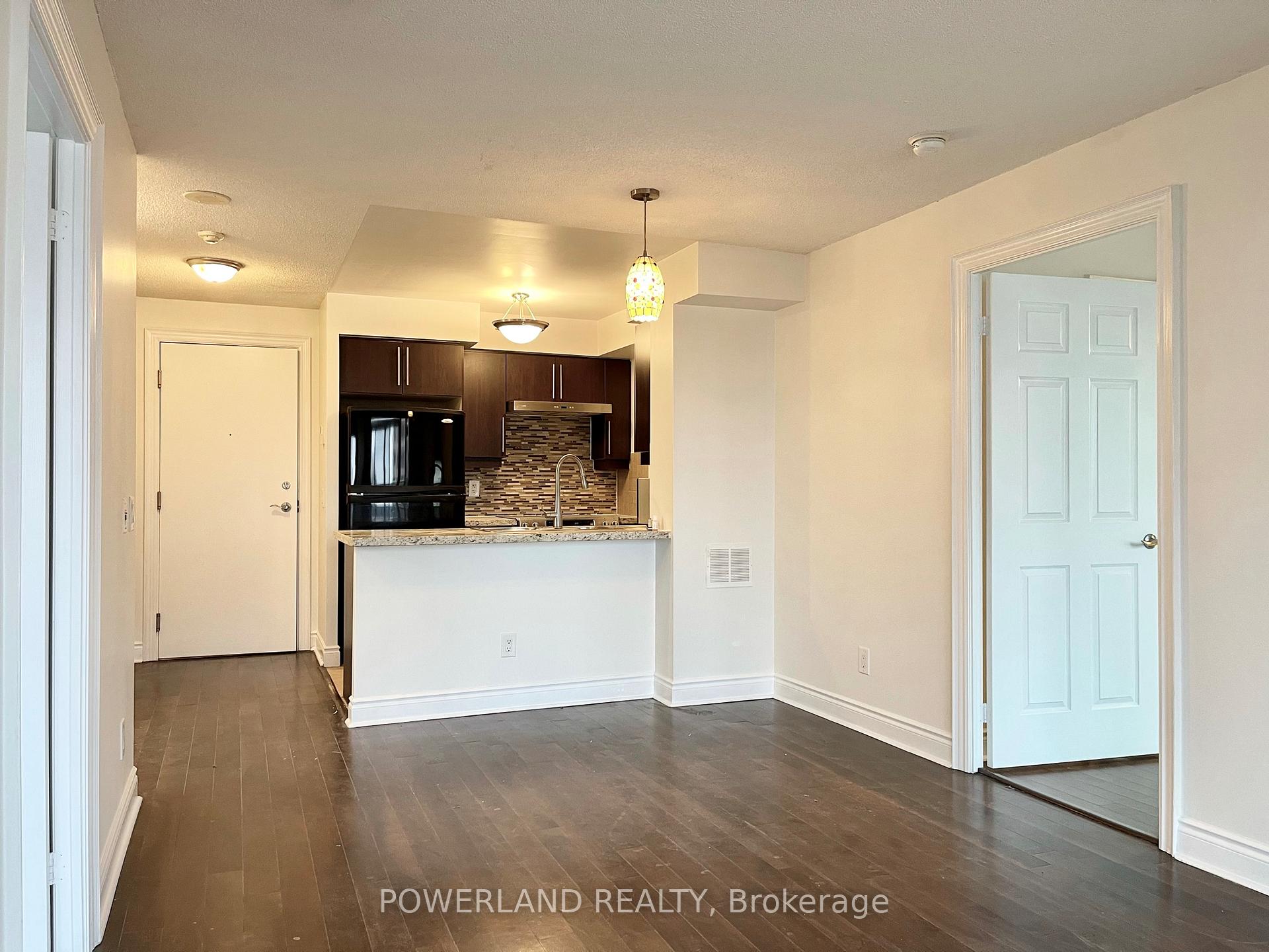 25 Greenview Avenue 2325, Toronto C07 — photo 5 of 5
