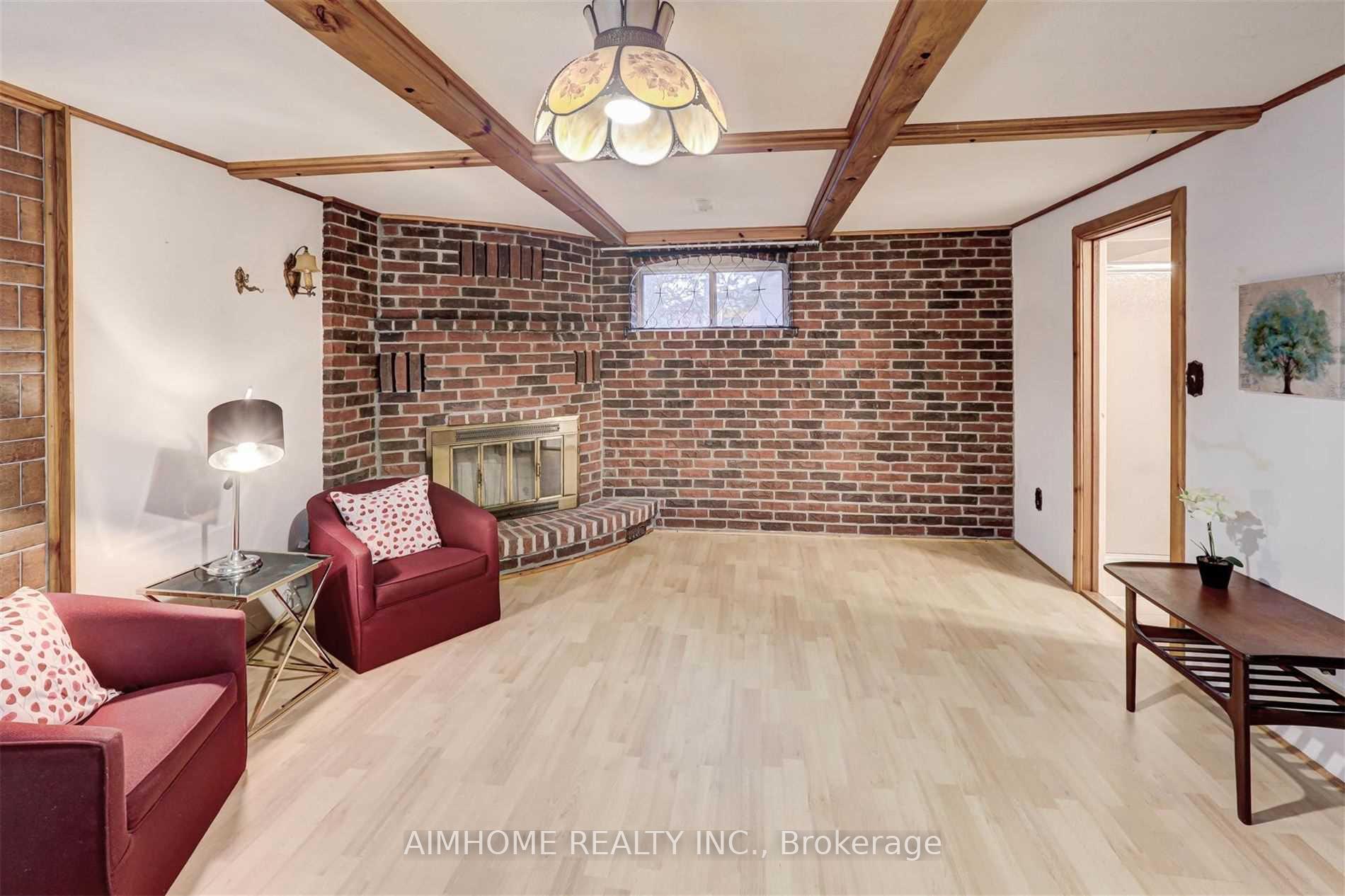 145 Homewood Avenue Lower L, Toronto C07 — photo 4 of 5