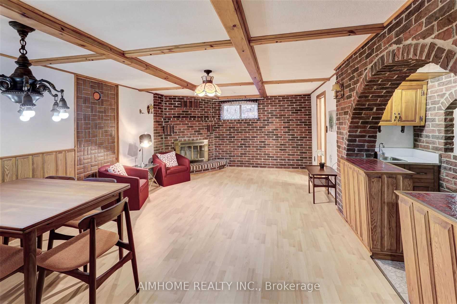 145 Homewood Avenue Lower L, Toronto C07 — photo 5 of 5
