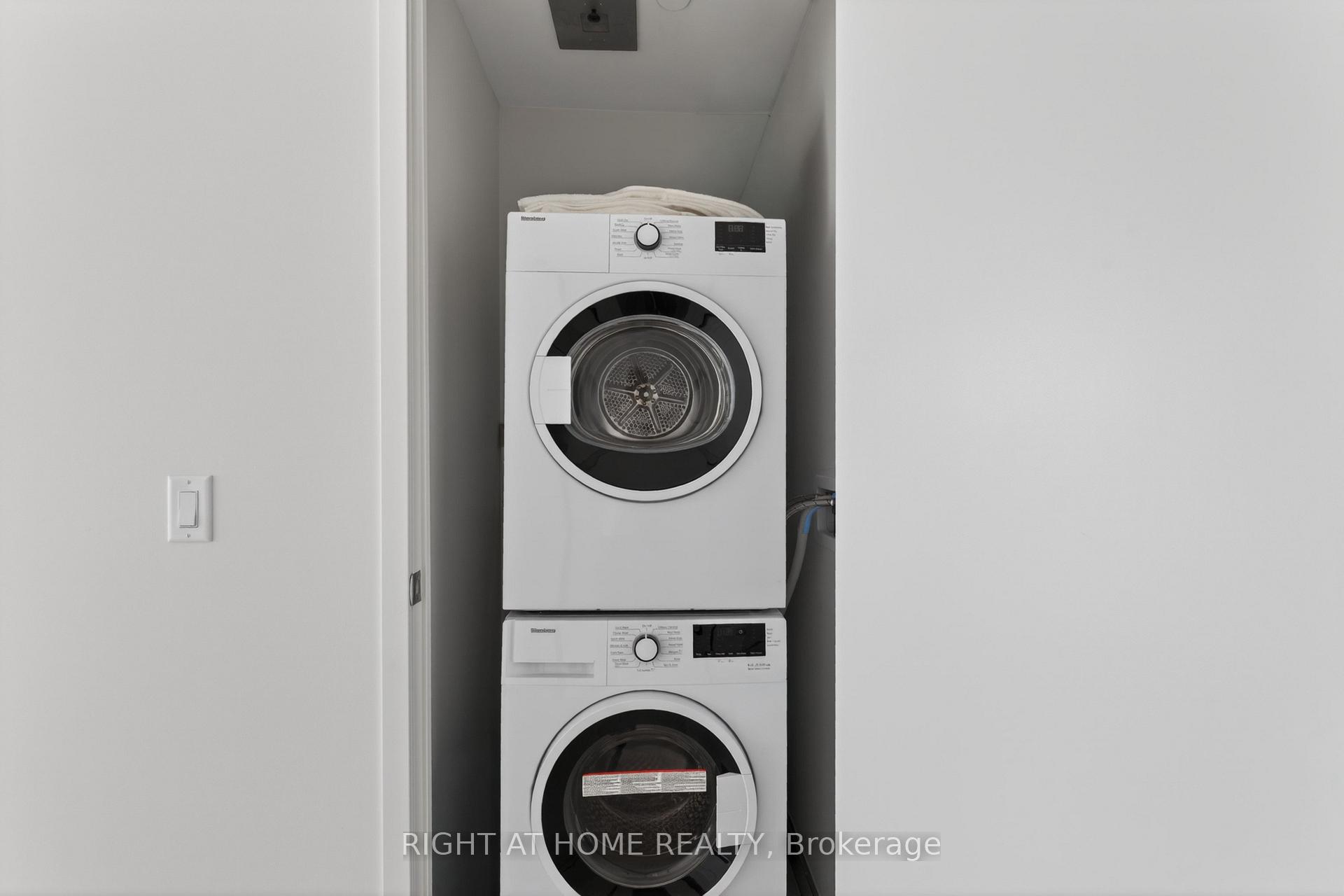 322 Dupont Street, Toronto C02 — photo 4 of 5