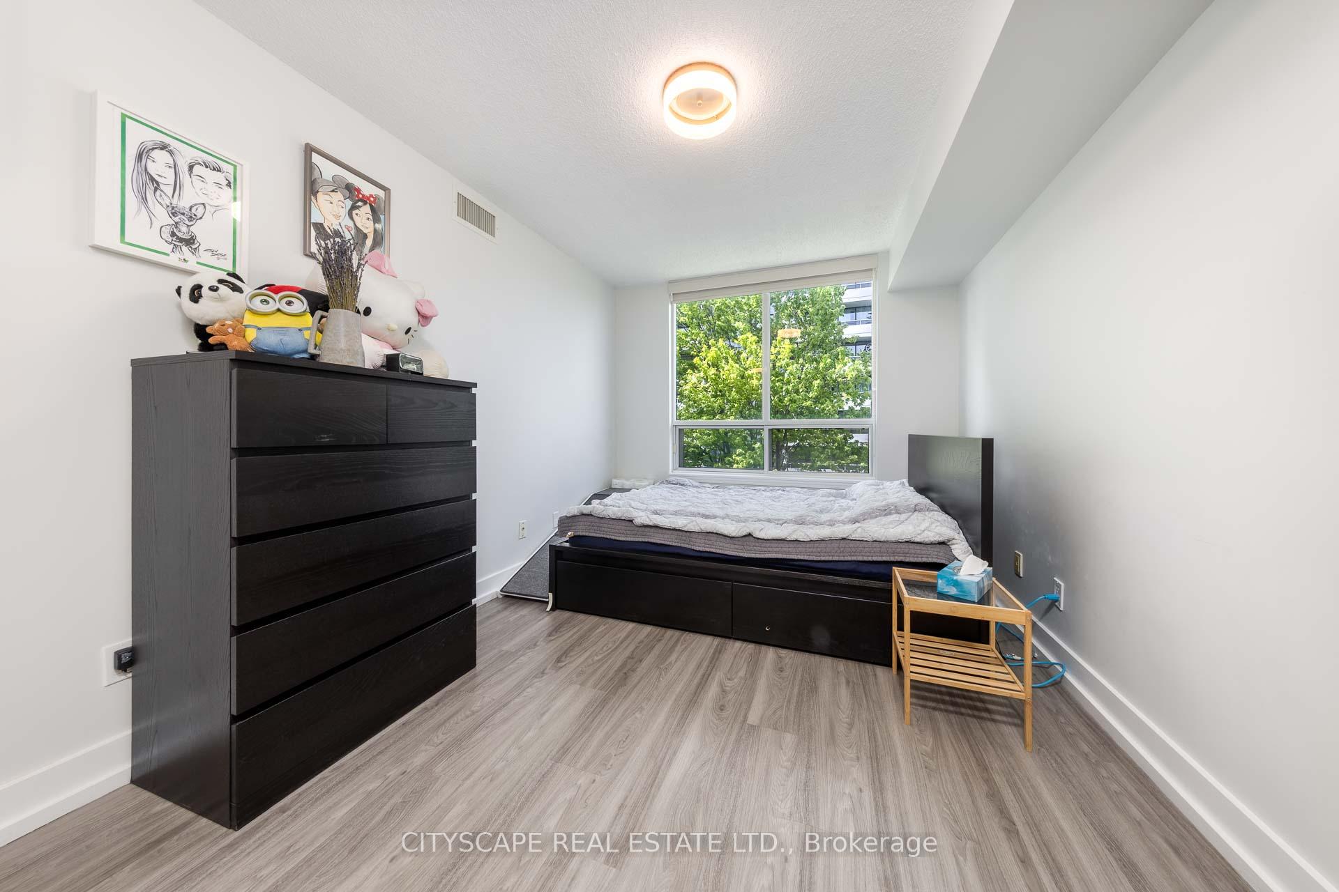 5940 Yonge Street 609, Toronto C07 — photo 2 of 5