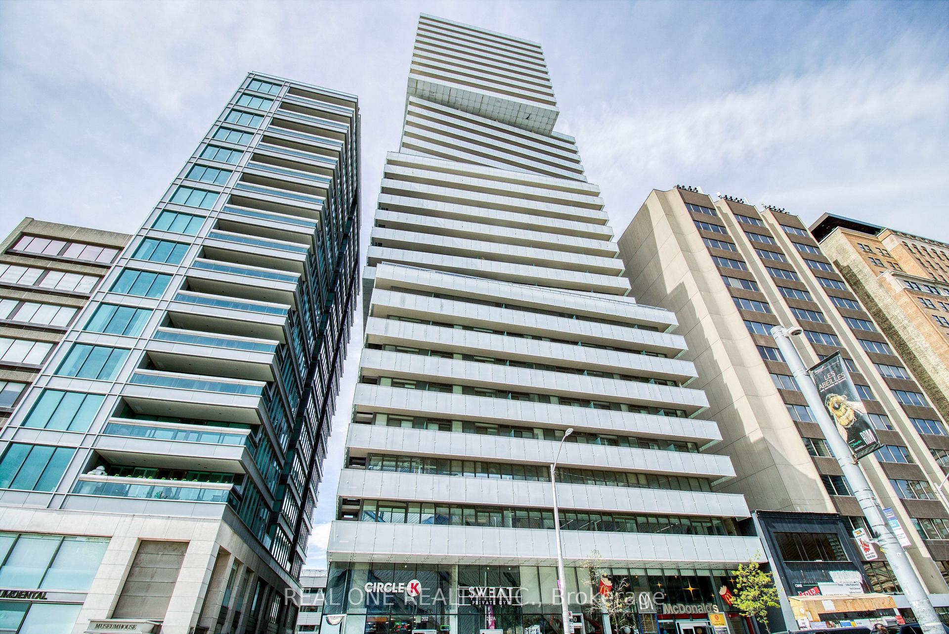 200 Bloor Street W 3104, Toronto C02, ON M5S 1T8 — Toronto C02, Ontario