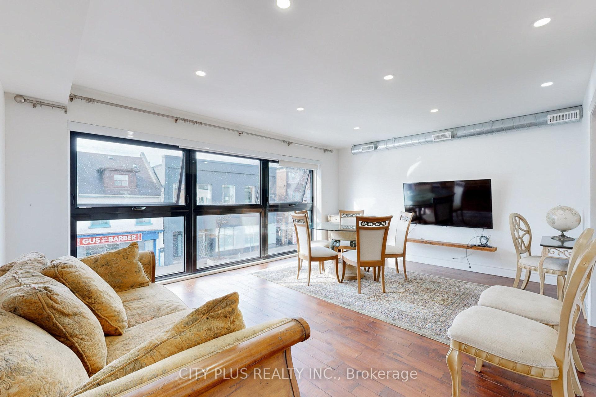 704 Bloor Street W, Toronto C02 — photo 4 of 5