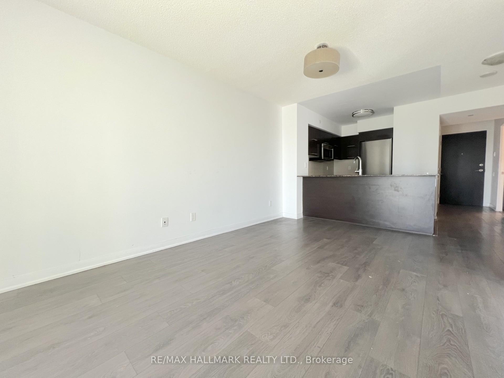 5162 Yonge Street 607, Toronto C07 — photo 3 of 5