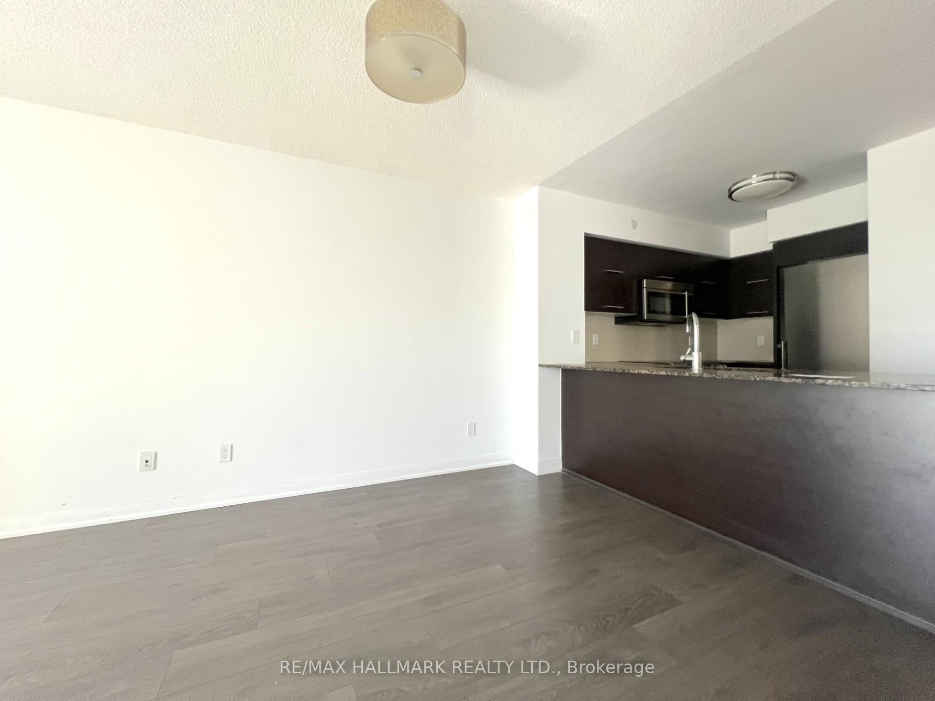 5162 Yonge Street 607, Toronto C07 — photo 4 of 5