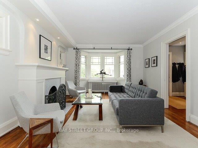 147 Wanless Avenue, Toronto C04 — photo 2 of 5
