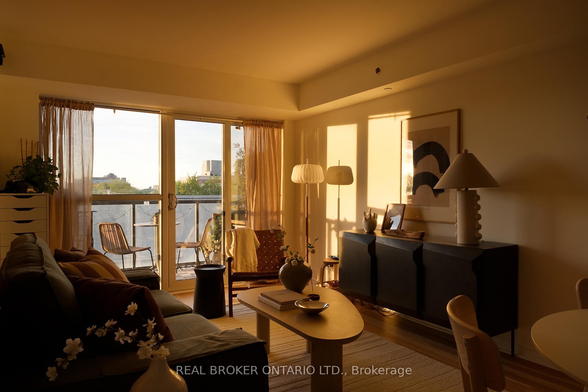 35 Saranac Boulevard 510, Toronto C04, ON M6A 2G4 — Toronto C04, Ontario