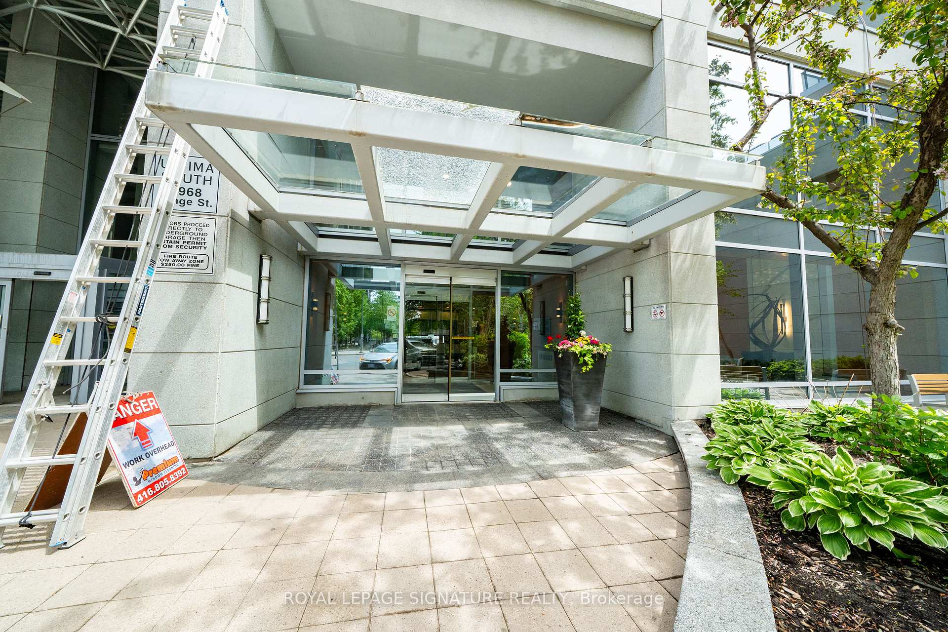 4968 Yonge Street 712, Toronto C07 — photo 4 of 5