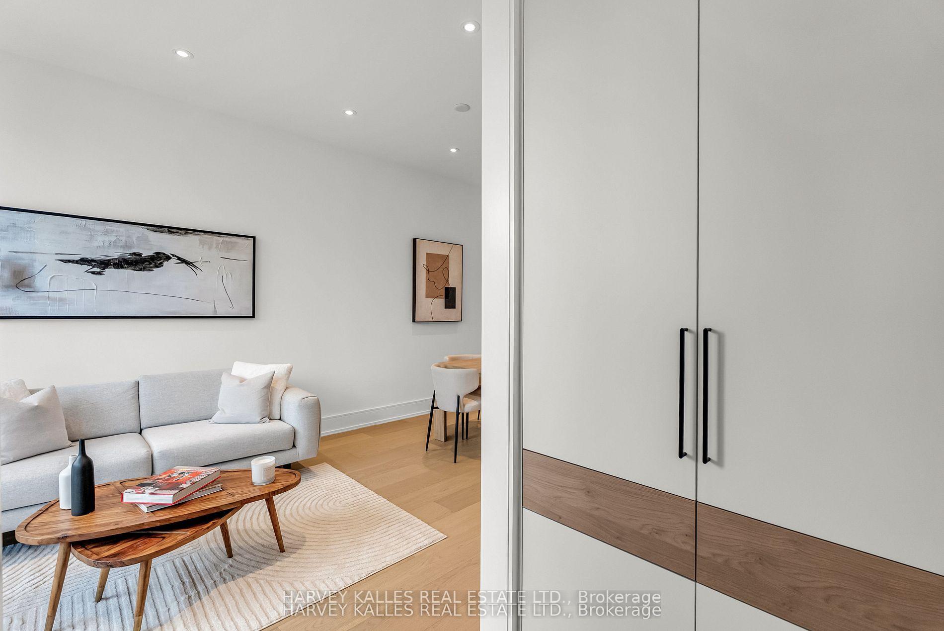 192 Woburn Avenue, Toronto C04 — photo 5 of 5