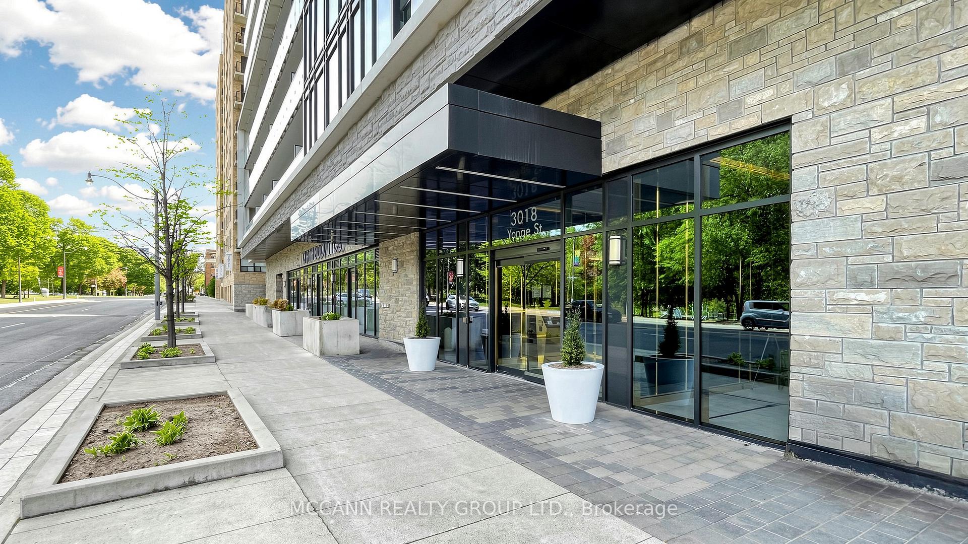 3018 Yonge Street 605, Toronto C04 — photo 3 of 5