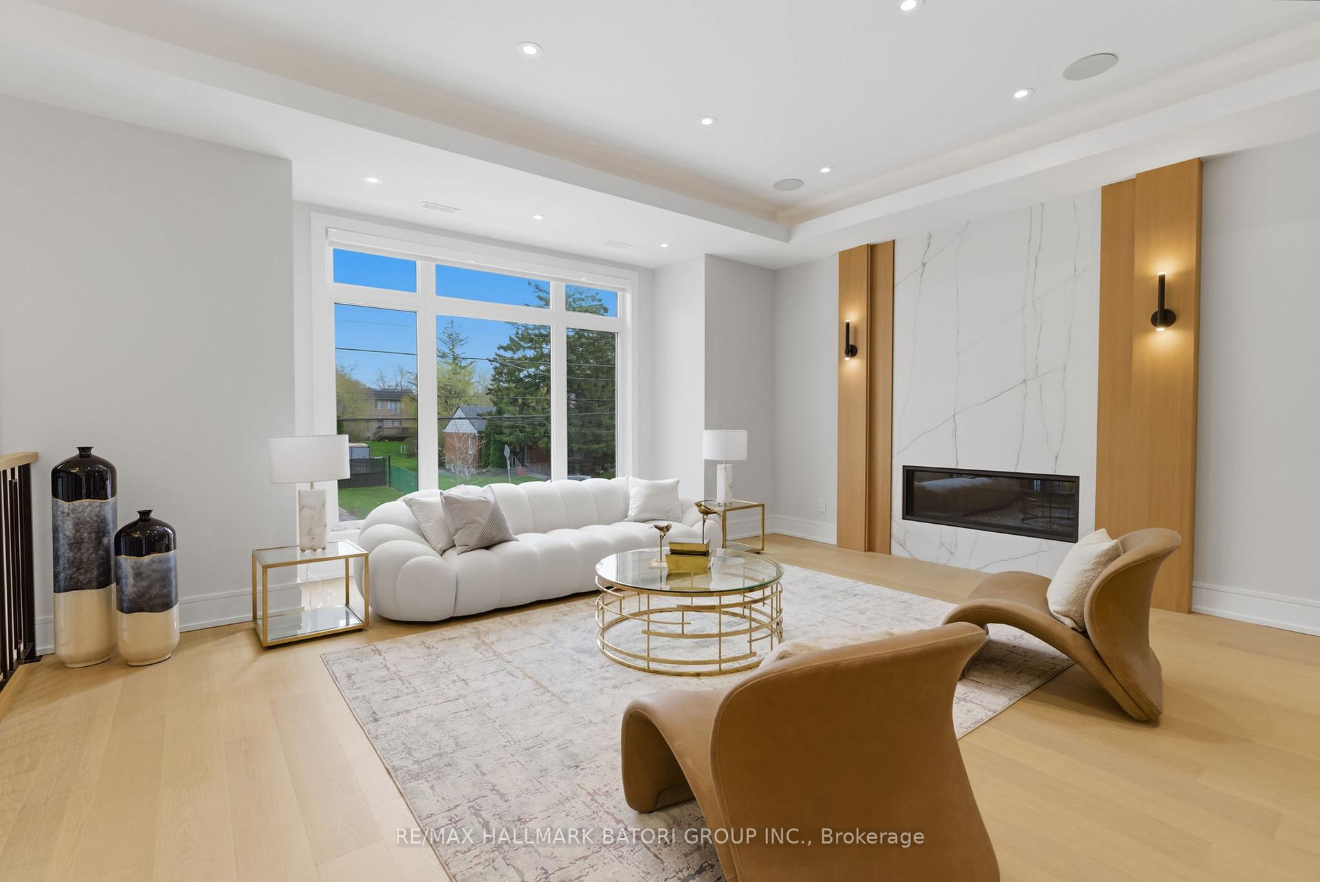 68 Lynnhaven Road, Toronto C04 — photo 2 of 5