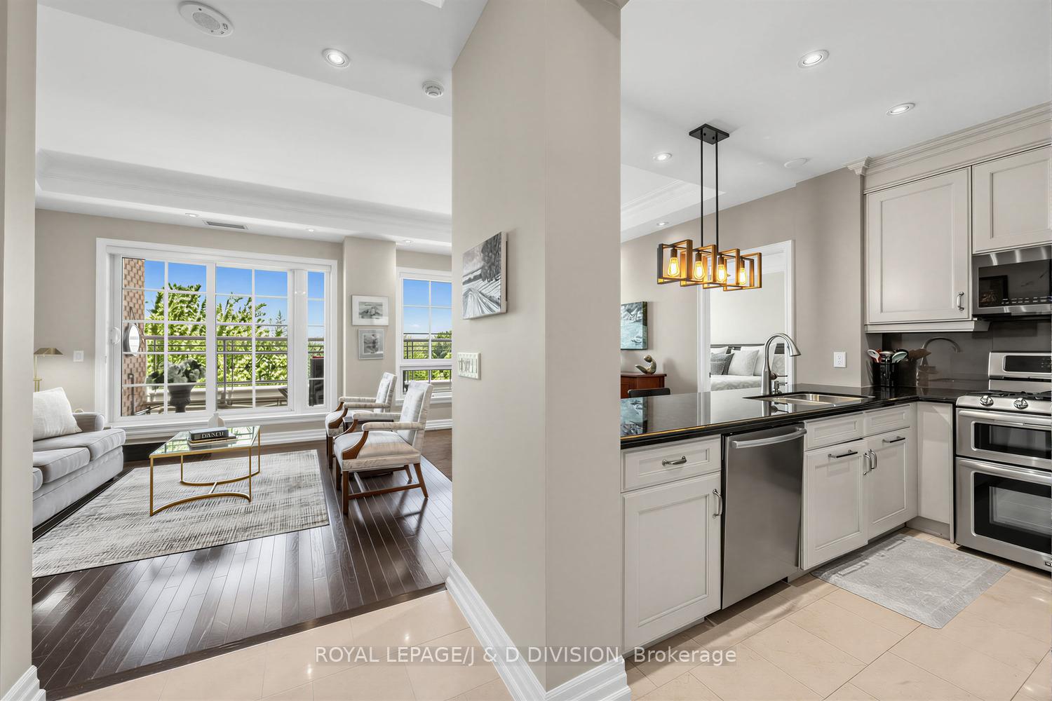 21 Burkebrook Place 518, Toronto C12 — photo 5 of 5
