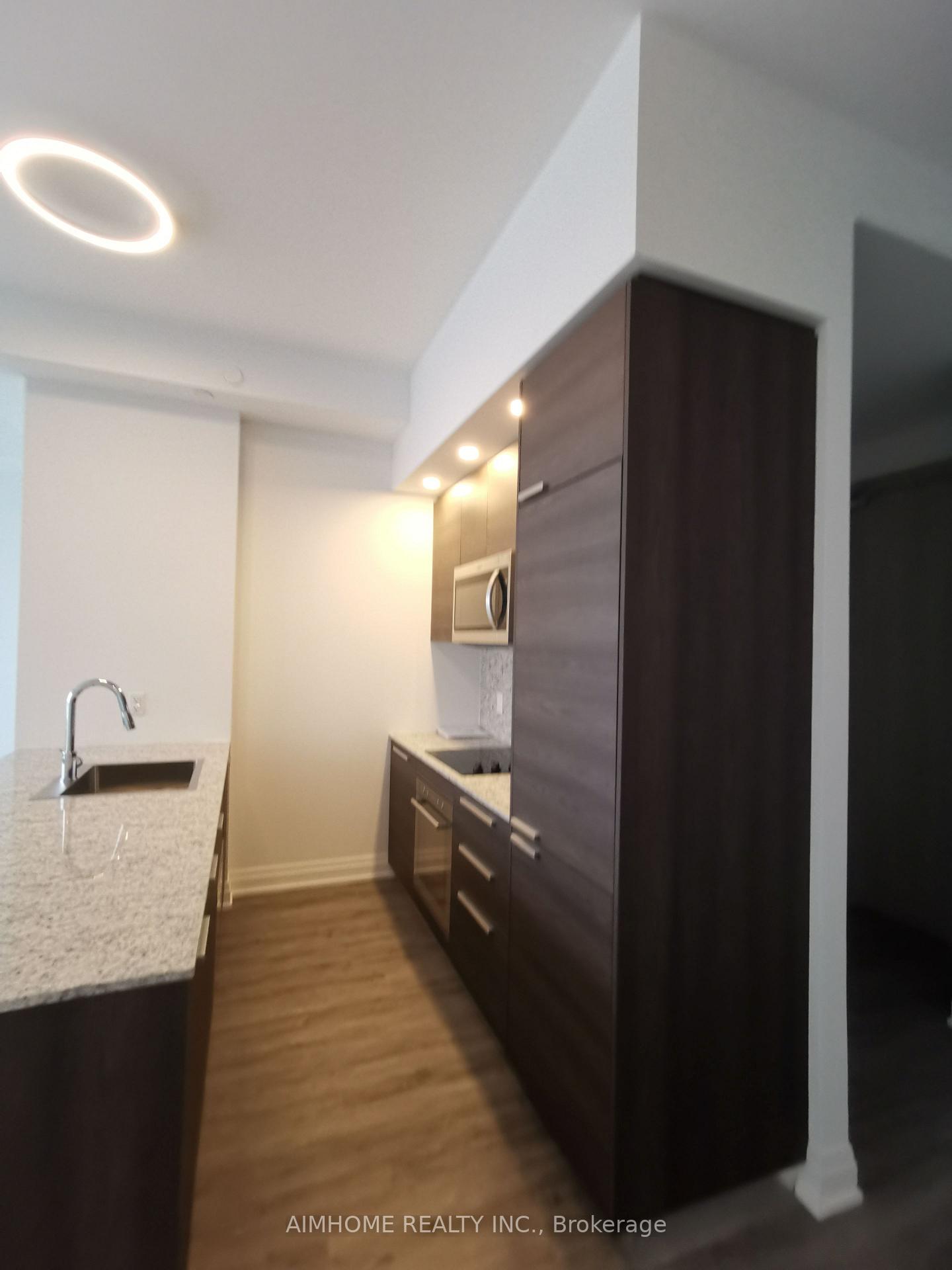 75 Canterbury Place Ph605, Toronto C07 — photo 3 of 5
