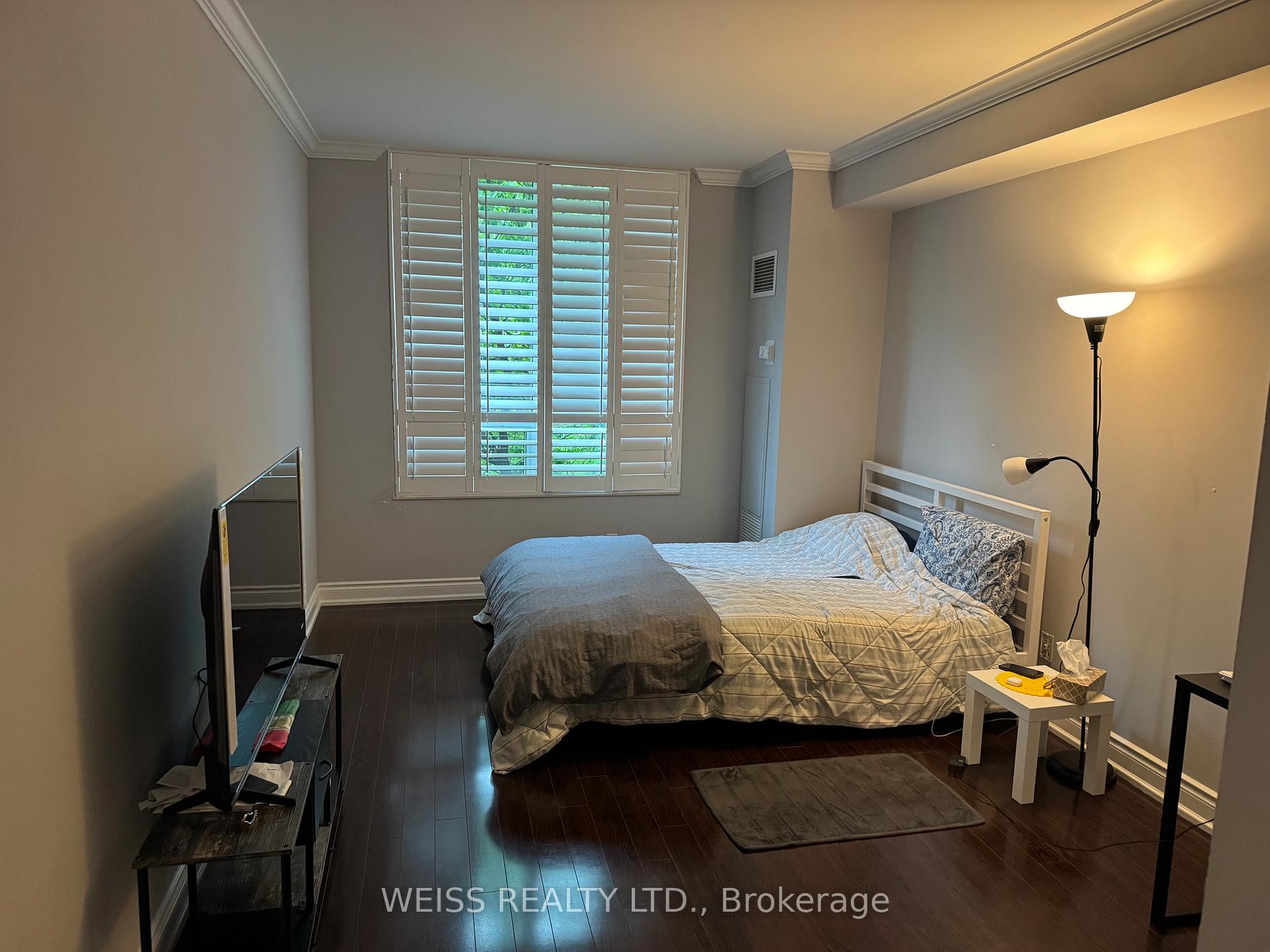 18 William Carson Crescent 221, Toronto C12 — photo 4 of 5