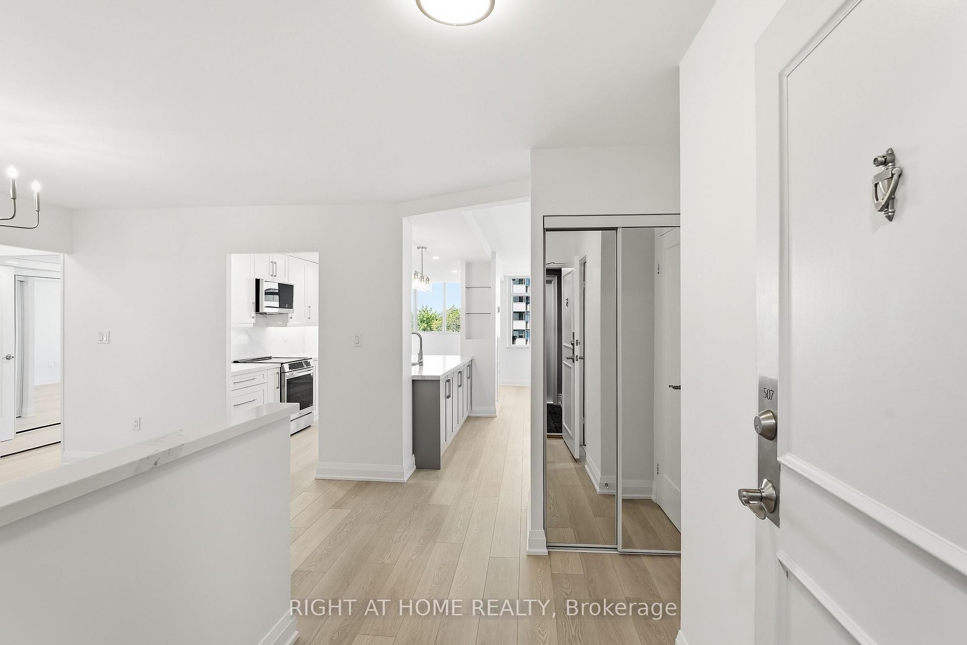 90 Fisherville Road 507, Toronto C07 — photo 4 of 5