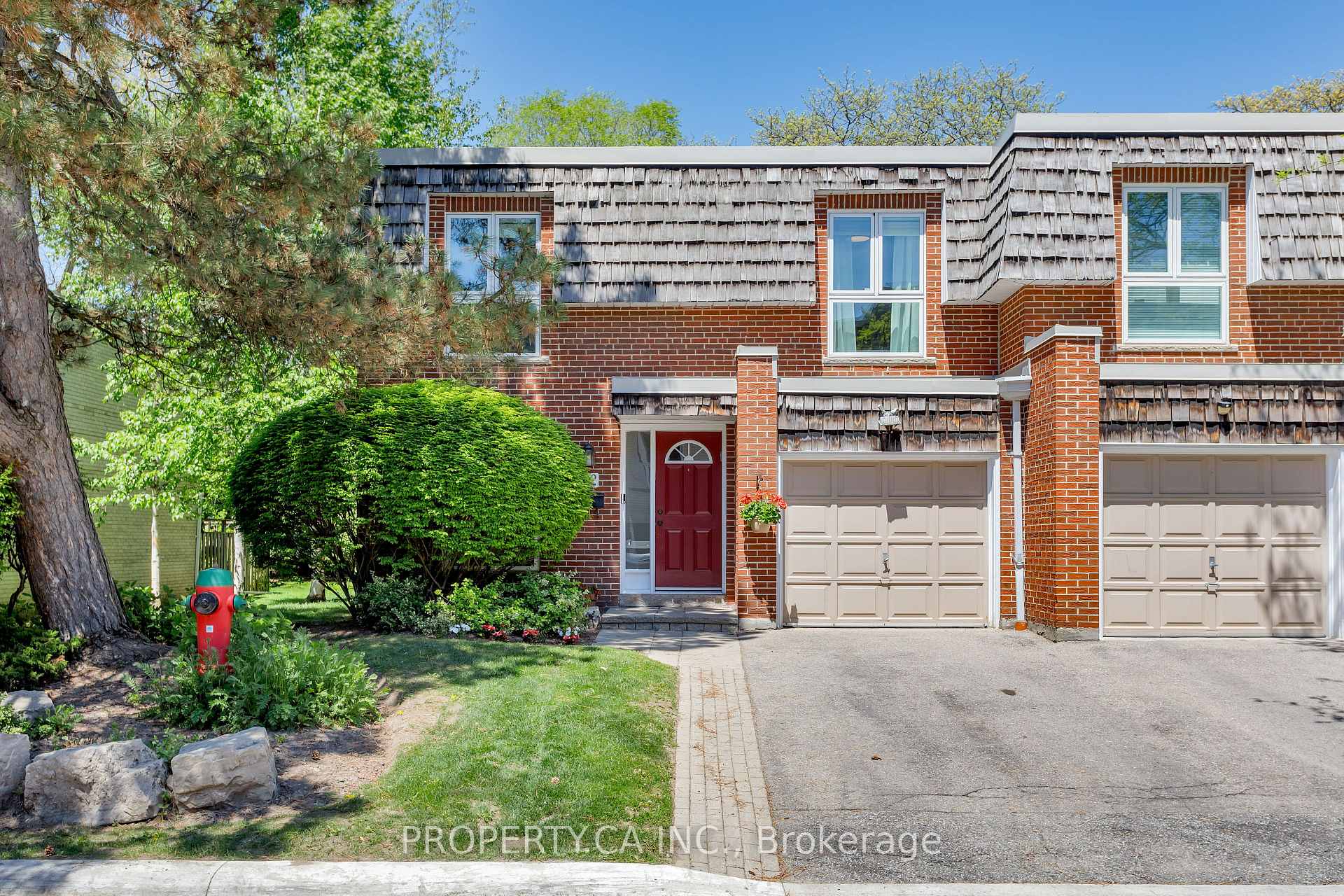 32 Crimson Millway N/A, Toronto C12, ON M2L 1T6 — Toronto C12, Ontario