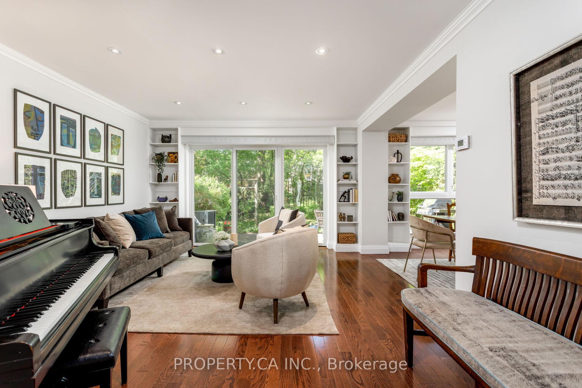 32 Crimson Millway N/A, Toronto C12 — photo 3 of 5