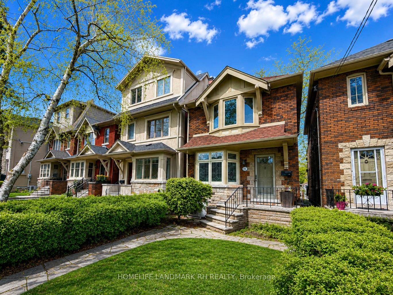 256 Bedford Park Avenue, Toronto C04, ON M5M 1J5 — Toronto C04, Ontario