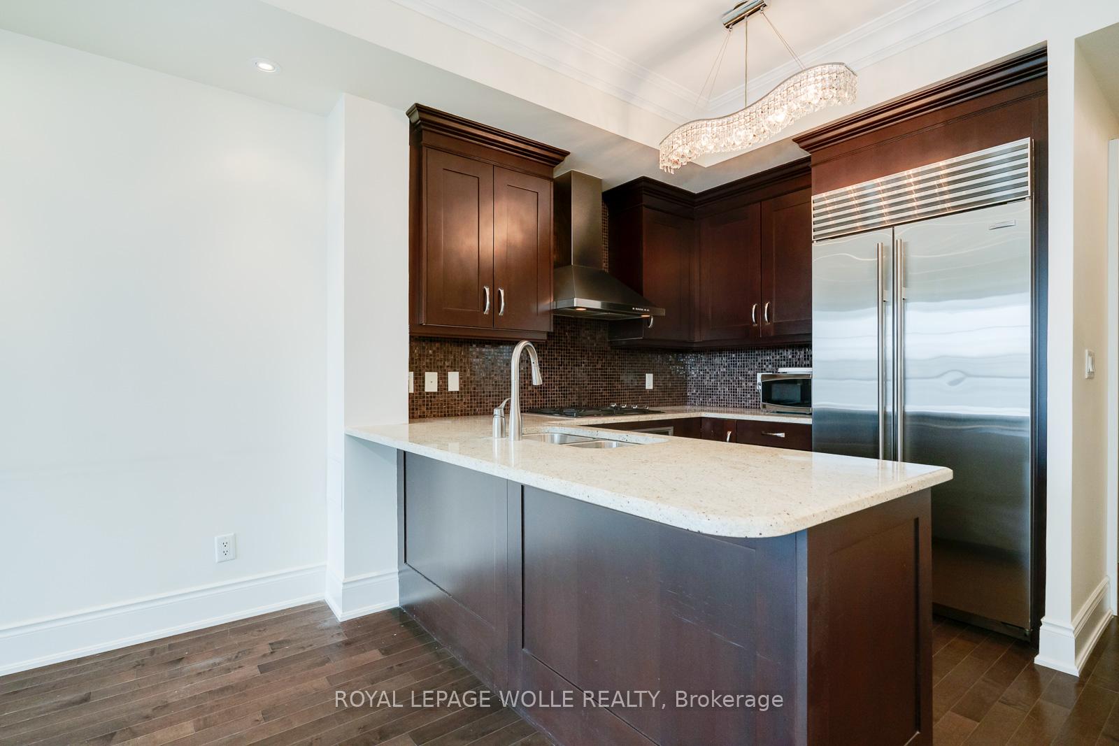 1717 Avenue Road 307, Toronto C04 — photo 5 of 5
