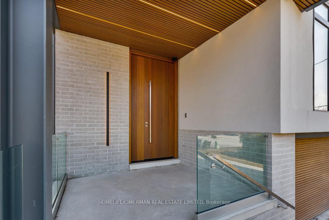 21 Farrell Avenue, Toronto C07 — photo 3 of 5