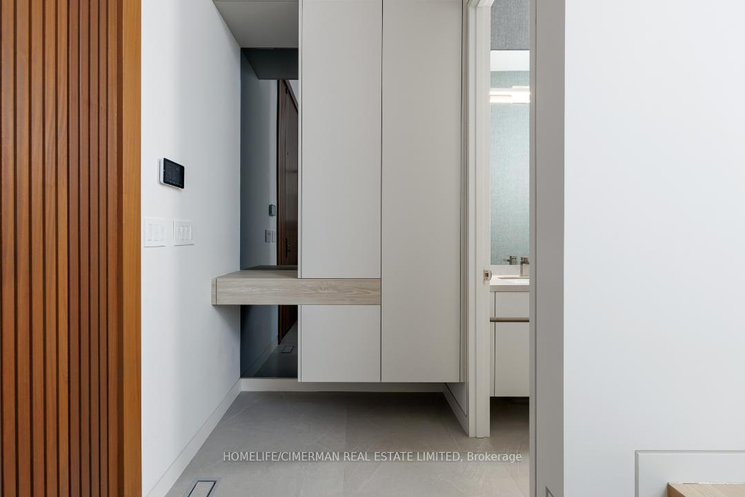 21 Farrell Avenue, Toronto C07 — photo 5 of 5