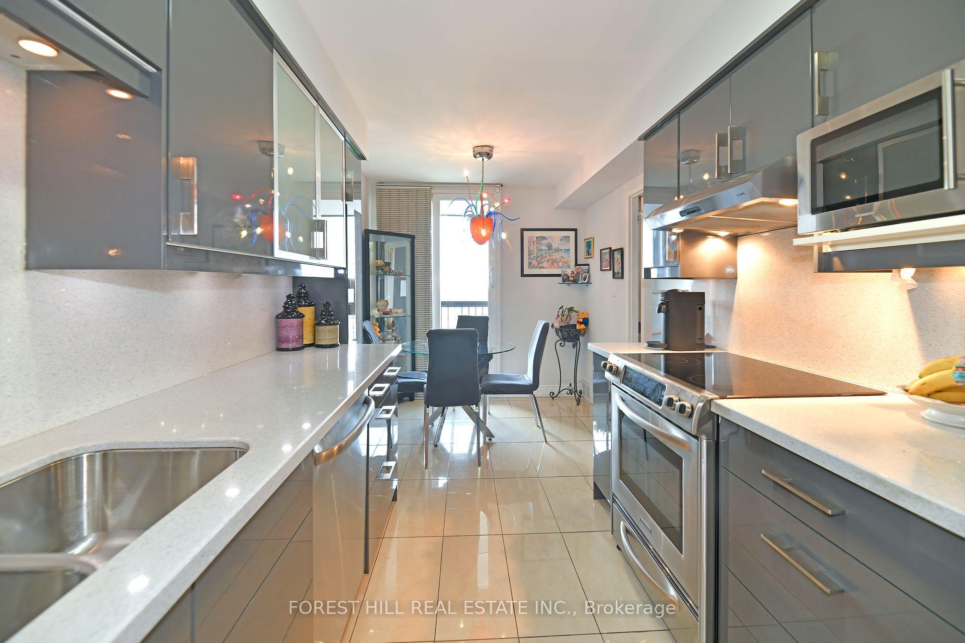135 Antibes Drive 2404, Toronto C07 — photo 3 of 5