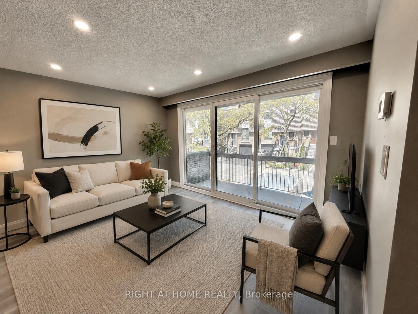7 Vale Carse Way 24, Toronto C07 — photo 3 of 5