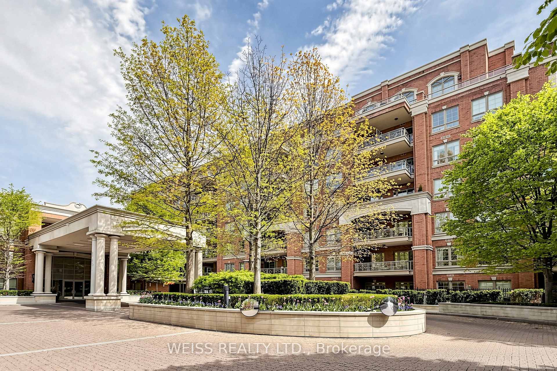21 Burkebrook Place 114, Toronto C12 — photo 2 of 5