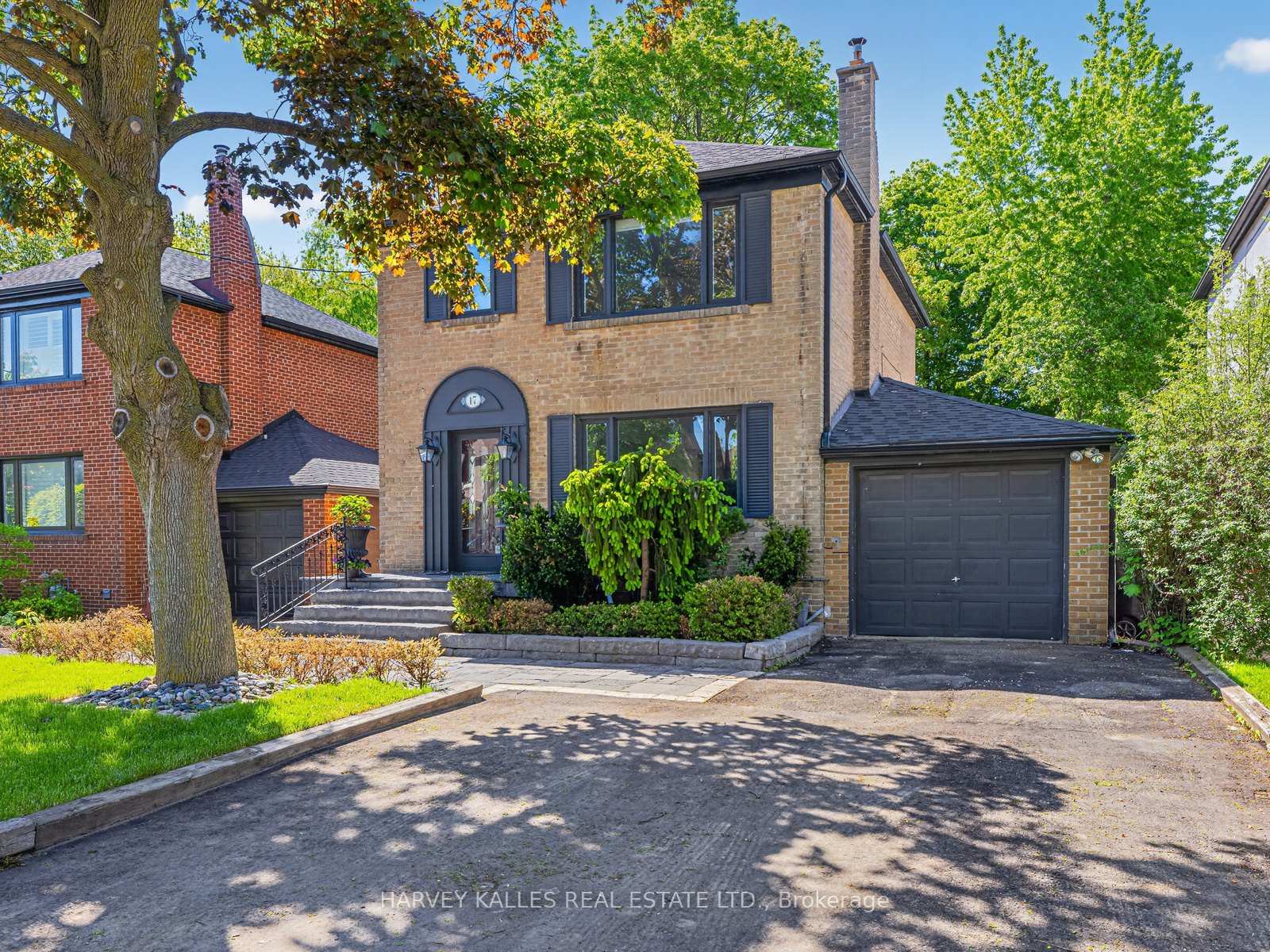 17 Edinburgh Drive, Toronto C07, ON M3H 1B5 — Toronto C07, Ontario