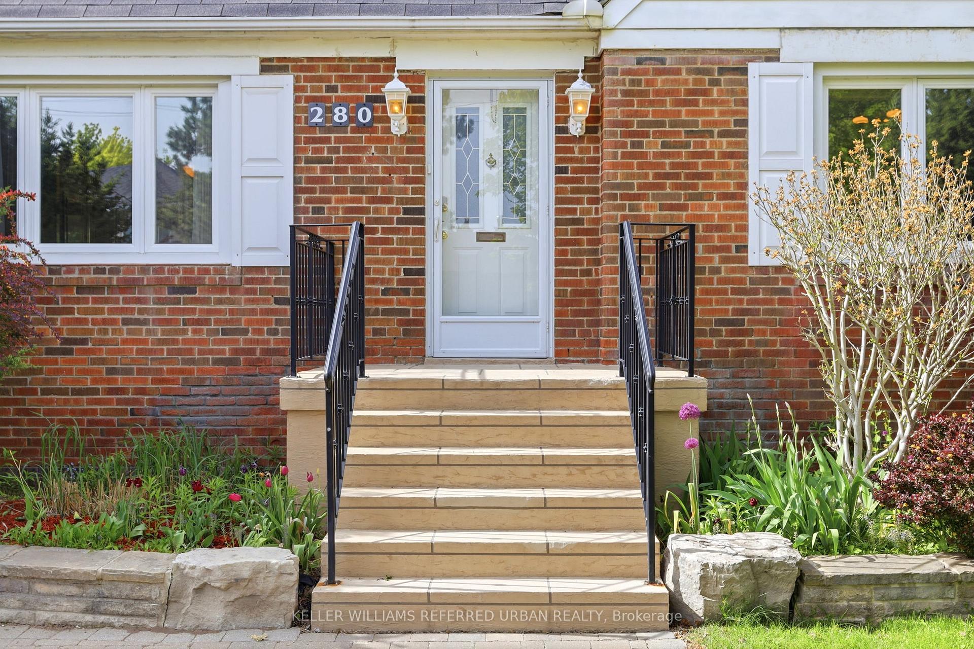280 Bogert Avenue, Toronto C07 — photo 2 of 5