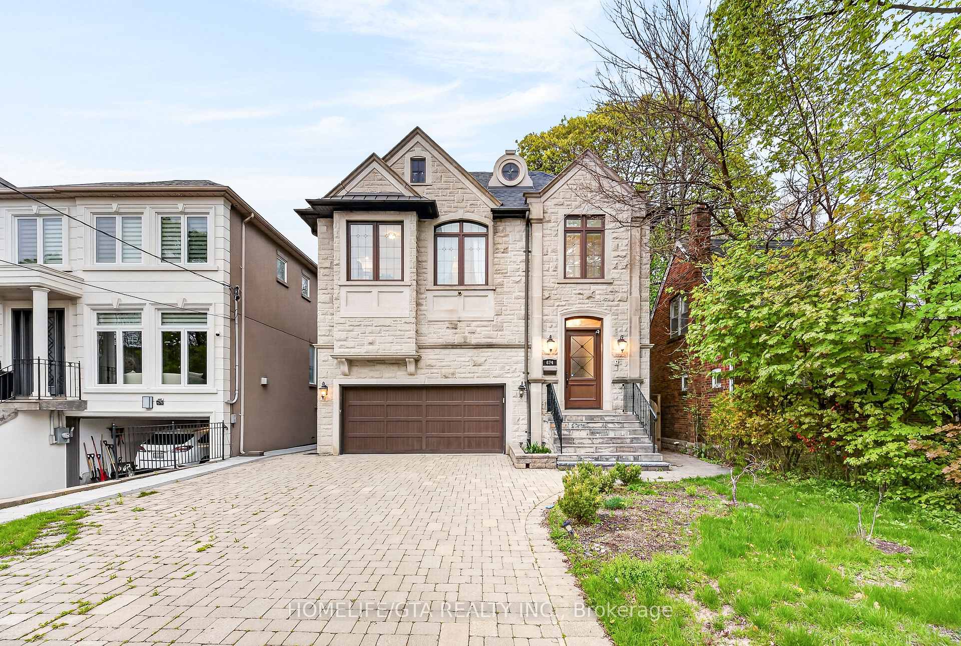 674 Bedford Park Avenue, Toronto C04, ON M5M 1K3 — Toronto C04, Ontario