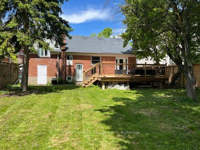 173 Poyntz Avenue, Toronto C07 — photo 2 of 5