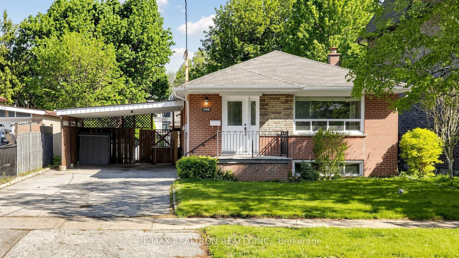 398 Connaught Avenue, Toronto C07, ON M2R 2M2 — Toronto C07, Ontario