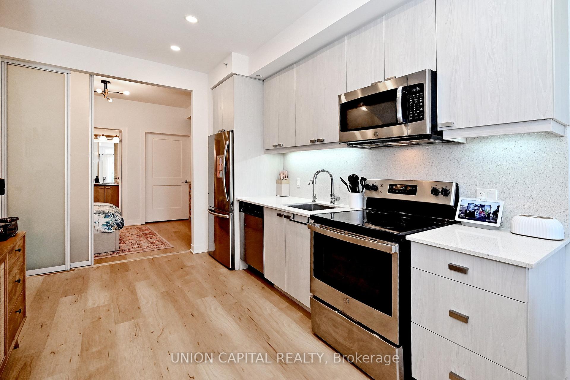 57 Finch Avenue W 39, Toronto C07 — photo 4 of 5