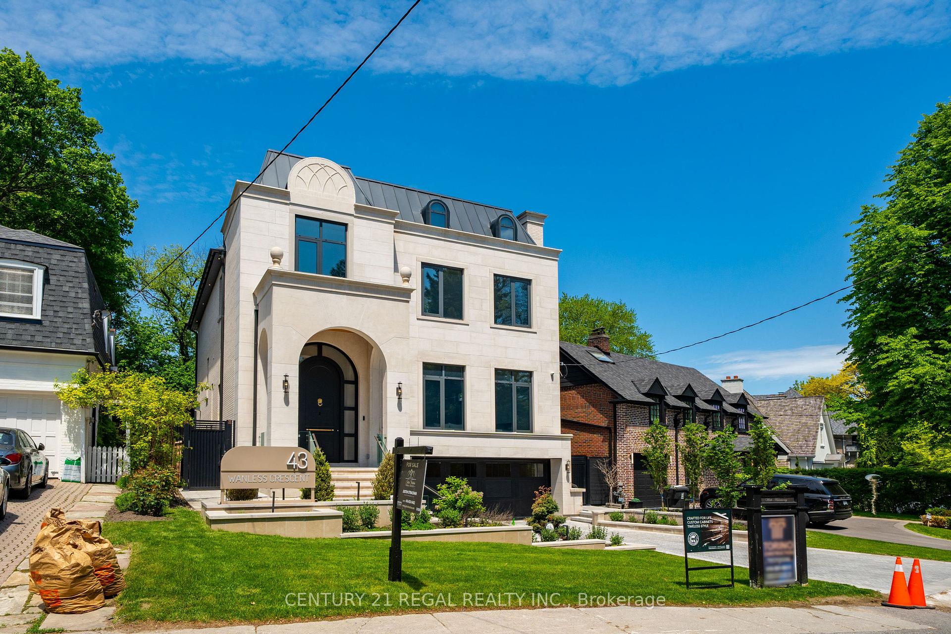 43 Wanless Crescent, Toronto C12, ON M4N 3B6 — Toronto C12, Ontario