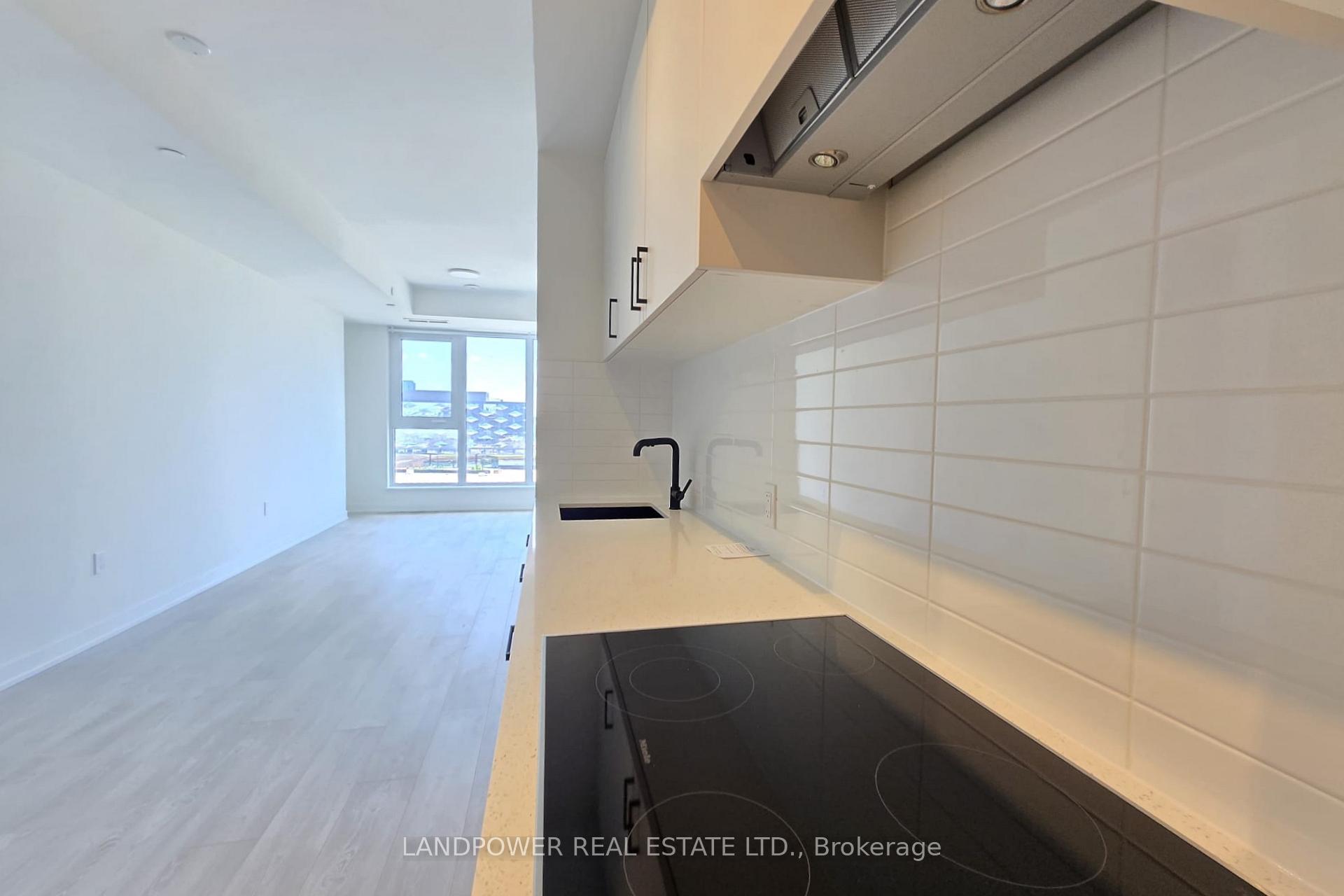 5 Quarrington Lane 1008, Toronto C13 — photo 4 of 5