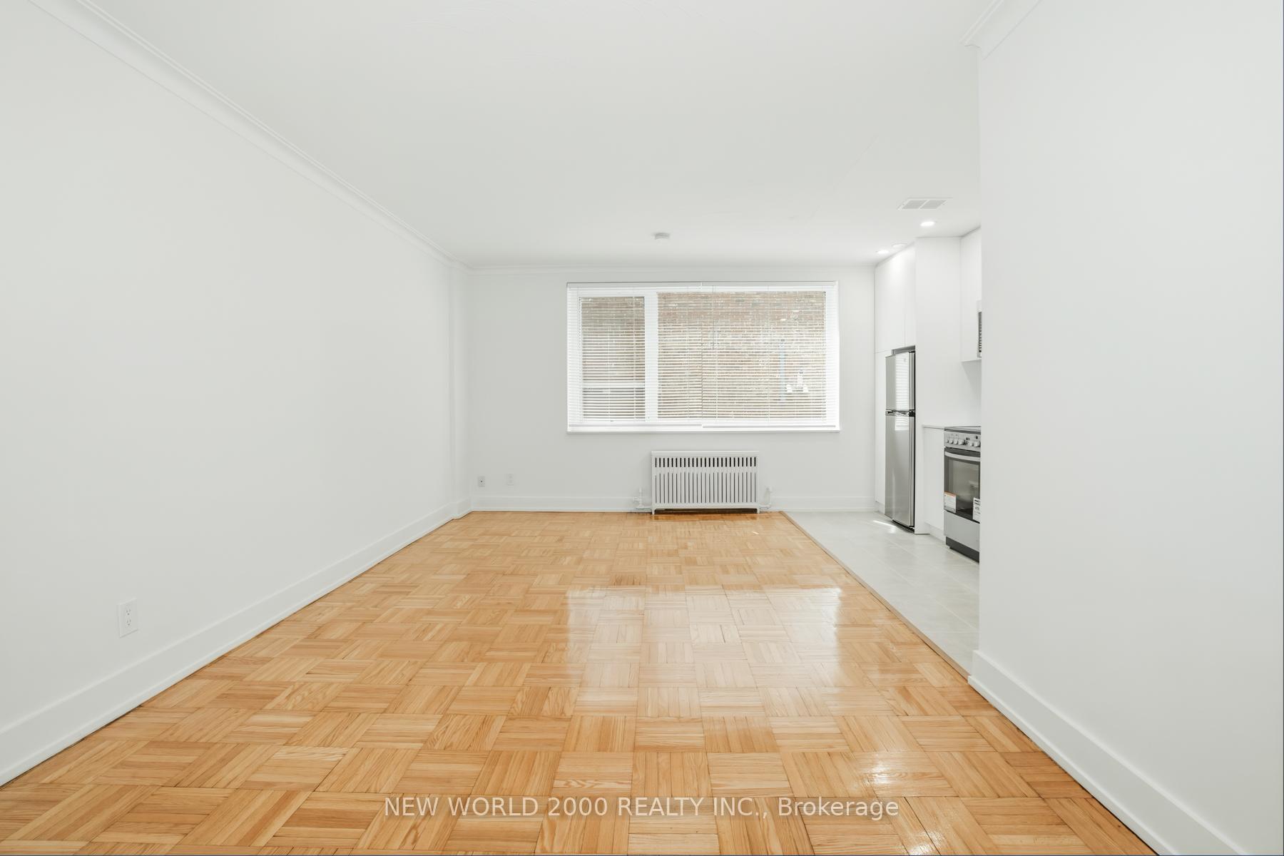 49 Glen Elm Avenue 117, Toronto C09 — photo 5 of 5